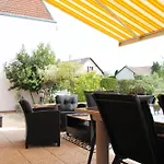 Maison Villabella * Butten